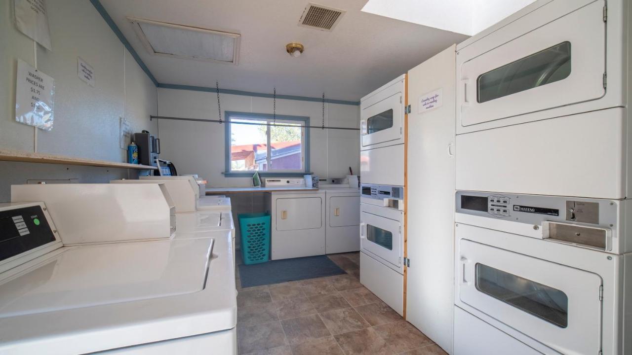 ホテルOk Rv Park Glamping Tipi Ok56 モアブ エクステリア 写真