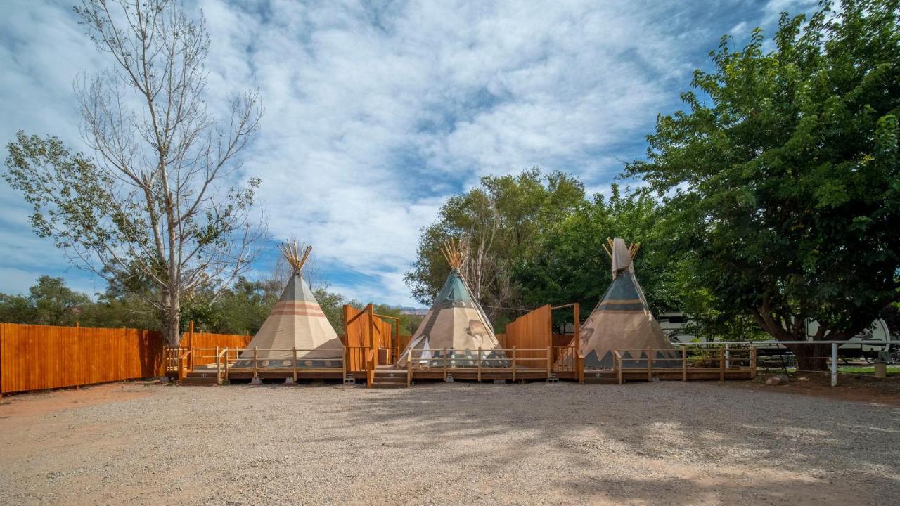 ホテルOk Rv Park Glamping Tipi Ok56 モアブ エクステリア 写真